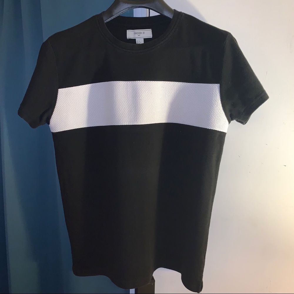 Basic Black Forever 21 T-Shirt